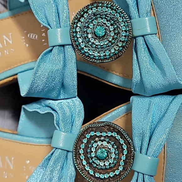 Italian Shoe Makers Embellished Wedges  SZ 7 - Picture 3 of 10